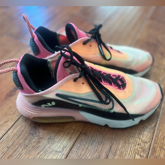 Nike AirMax - Picture 1 of 4